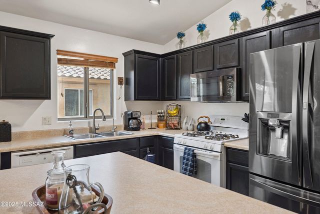 14213 N Maize Farm Avenue, Marana, AZ 85658