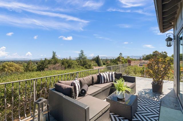 15217 Sobey Road, Saratoga, CA 95070