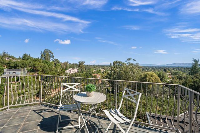 15217 Sobey Road, Saratoga, CA 95070