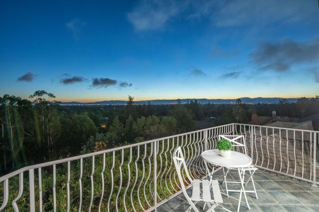 15217 Sobey Road, Saratoga, CA 95070