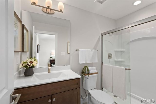 2 Pin Oak at Deer Meadows, Sullivan, MO 63084