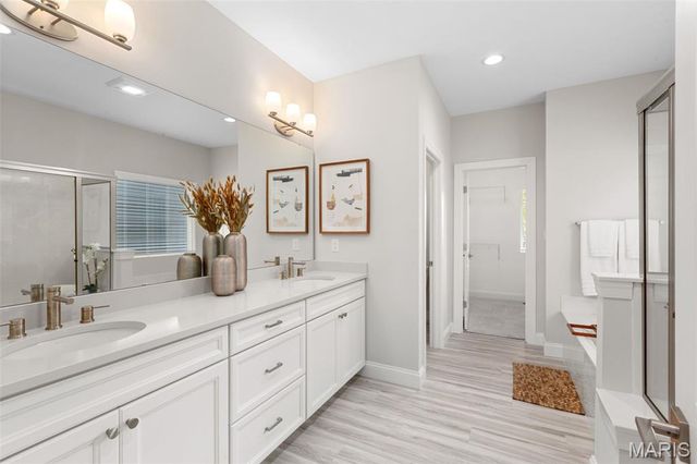 2 Pin Oak at Deer Meadows, Sullivan, MO 63084