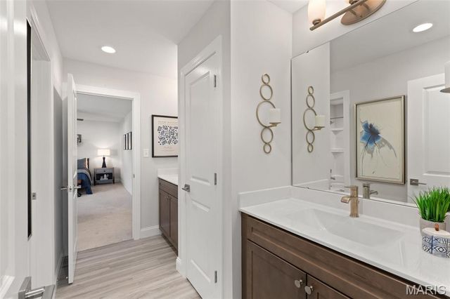 2 Pin Oak at Deer Meadows, Sullivan, MO 63084