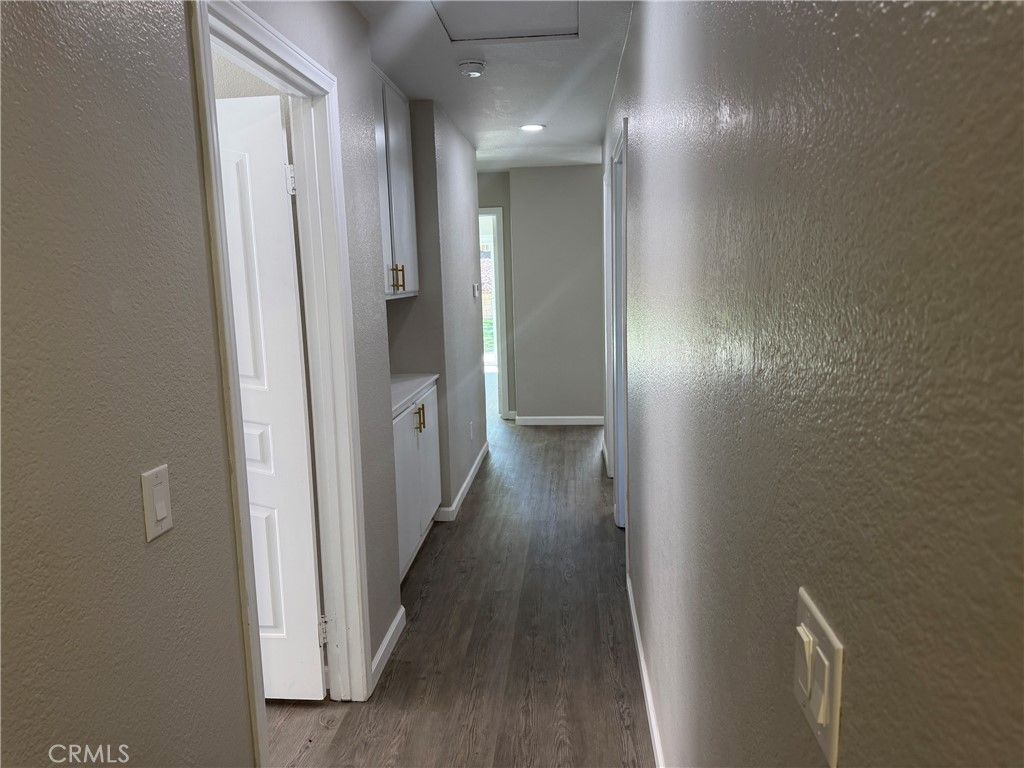 Image 15 of property listing at 40043 Tilbury Drive, Palmdale, CA 93551