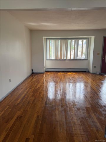 7 Jefferson Avenue 1, Valley Stream, NY 11580
