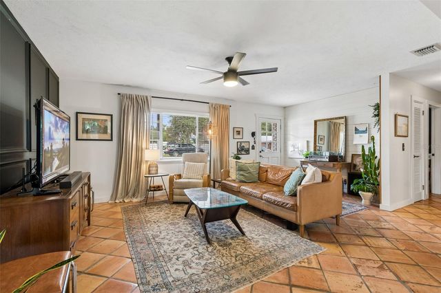 118 HORST ROAD, Brandon, FL 33510