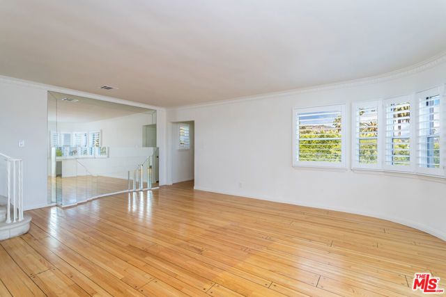 1541 Selma Drive, Los Angeles, CA 90046