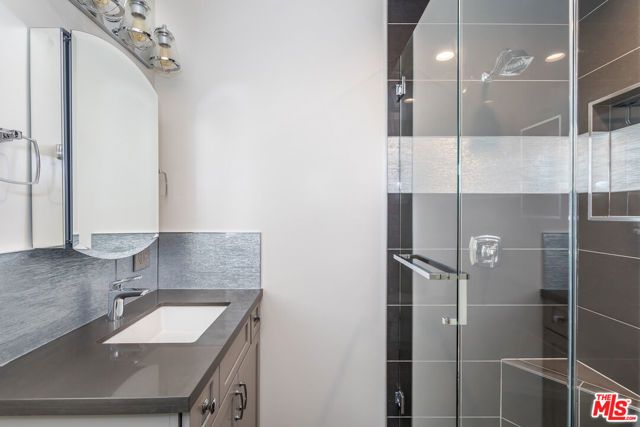 1541 Selma Drive, Los Angeles, CA 90046