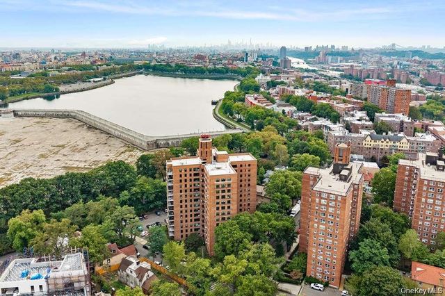 3850 Sedgwick Avenue 2G, Bronx, NY 10463