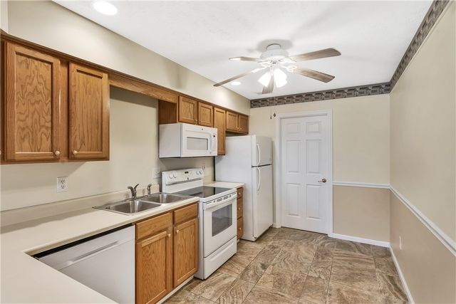 525 Kelly Blvd, Slippery Rock Boro, PA 16057