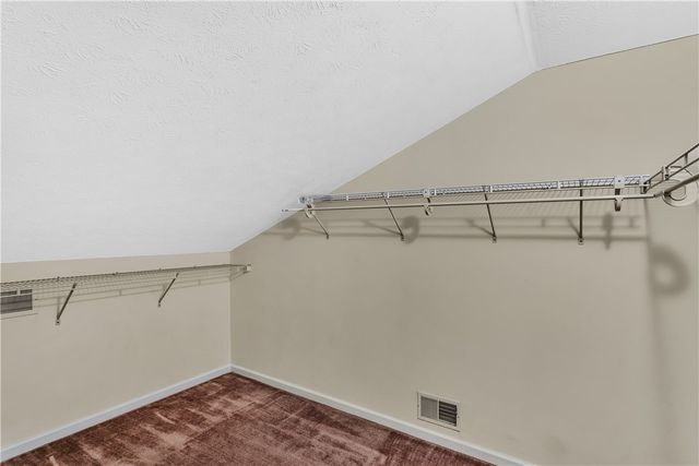 525 Kelly Blvd, Slippery Rock Boro, PA 16057