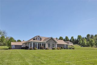 525 Kelly Blvd, Slippery Rock Boro, PA 16057