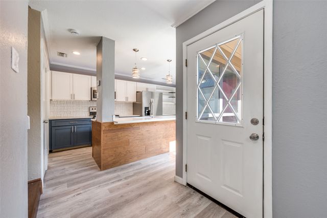 3915 Buena Vista Street D, Dallas, TX 75204