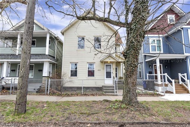 2815 Monroe Avenue, Cleveland, OH 44113