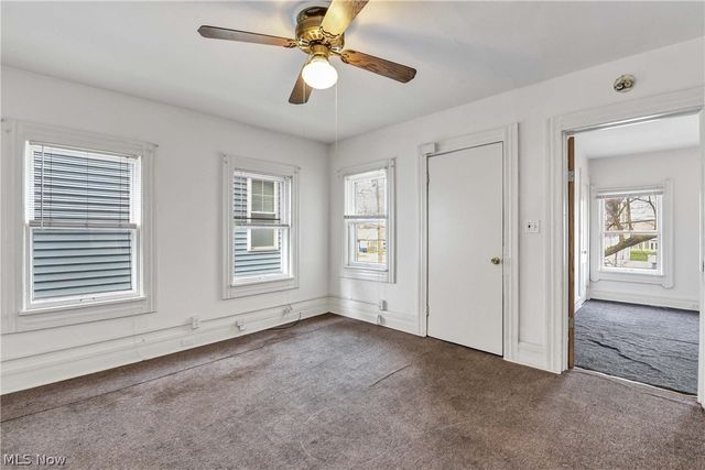 2815 Monroe Avenue, Cleveland, OH 44113