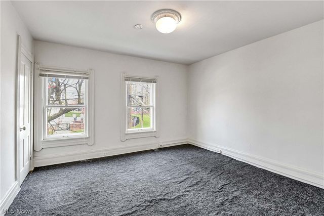 2815 Monroe Avenue, Cleveland, OH 44113