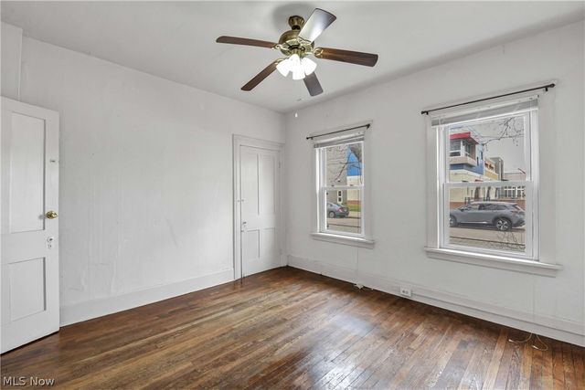 2815 Monroe Avenue, Cleveland, OH 44113