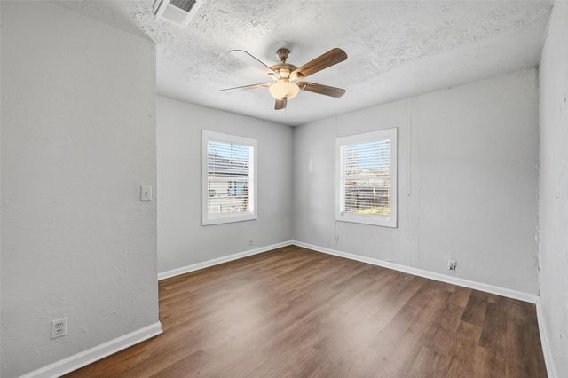 1101 N Harrison Avenue, Sherman, TX 75090