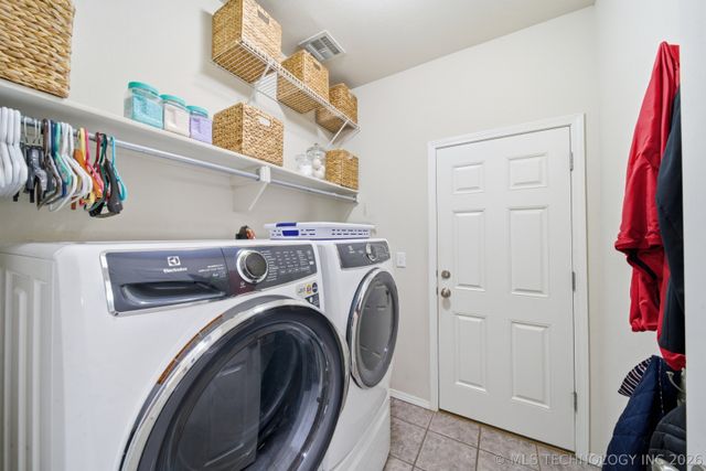 11601 E 105th Street North, Owasso, OK 74055