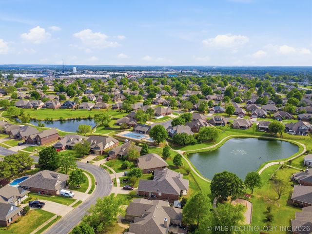 11601 E 105th Street North, Owasso, OK 74055