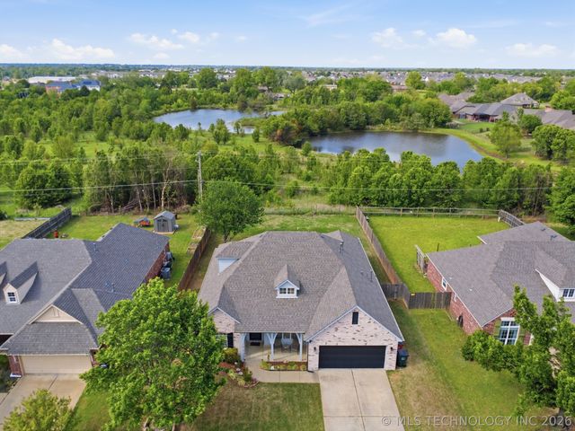 11601 E 105th Street North, Owasso, OK 74055