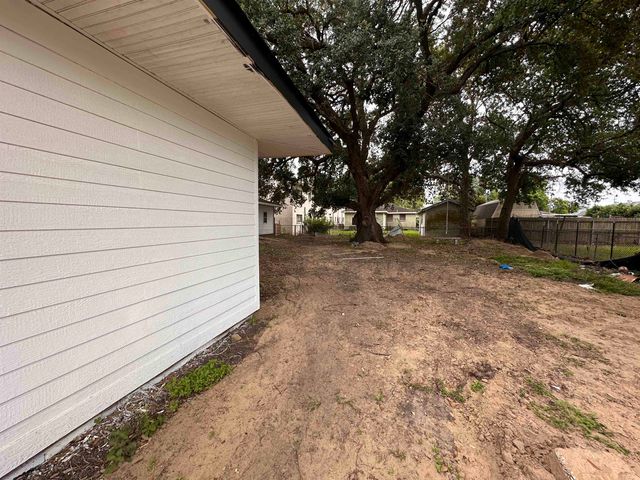 3020 Keith St, Morgan City, LA 70380