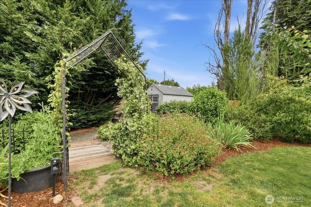 2001 5th Avenue NW, Puyallup, WA 98371