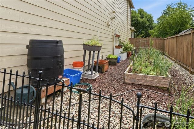 2001 5th Avenue NW, Puyallup, WA 98371