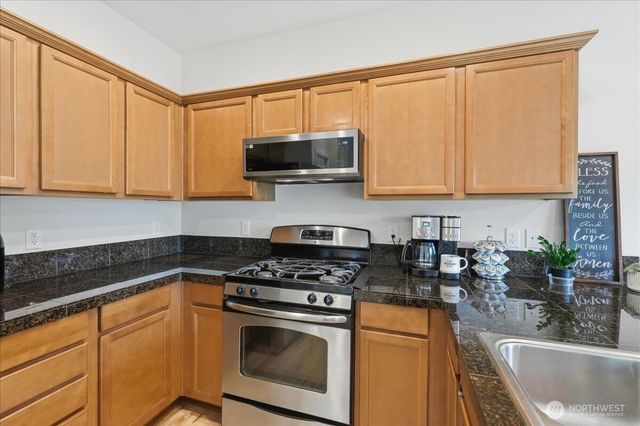 2001 5th Avenue NW, Puyallup, WA 98371