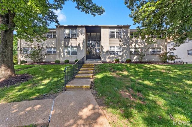 149 Cumberland Park Court H, Ballwin, MO 63011