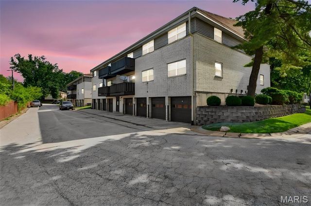 149 Cumberland Park Court H, Ballwin, MO 63011