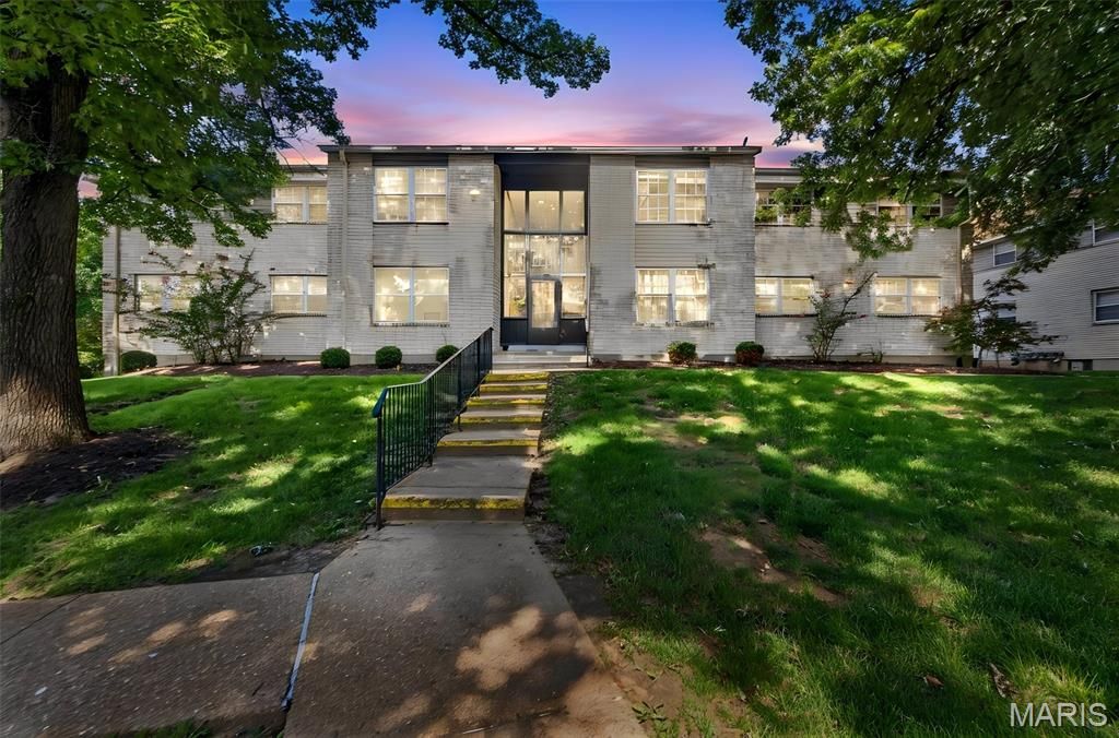 149 Cumberland Park Court H, Ballwin, MO 63011