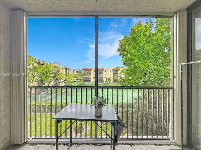 10401 W Broward Blvd 302, Plantation, FL 33324