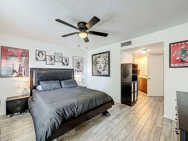 10401 W Broward Blvd 302, Plantation, FL 33324