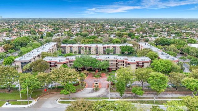 10401 W Broward Blvd 302, Plantation, FL 33324