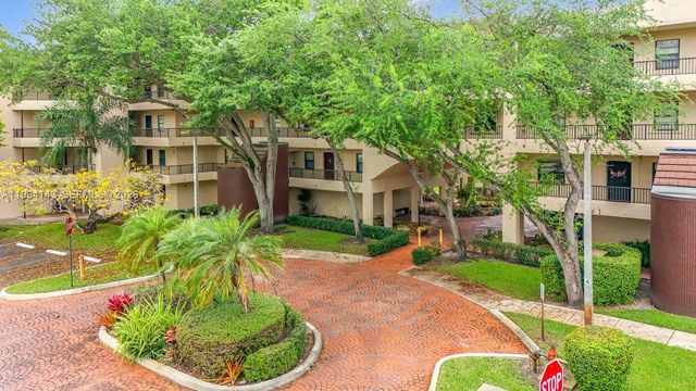 10401 W Broward Blvd 302, Plantation, FL 33324