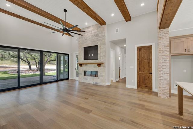 381 MEXICAN HAT DR, Spring Branch, TX 78070