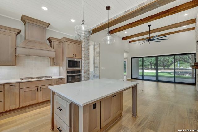 381 MEXICAN HAT DR, Spring Branch, TX 78070