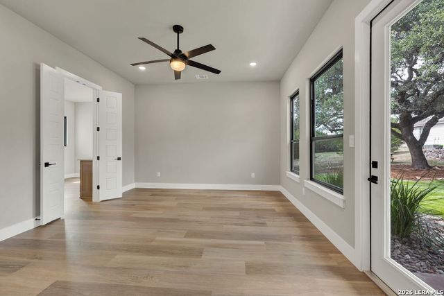 381 MEXICAN HAT DR, Spring Branch, TX 78070