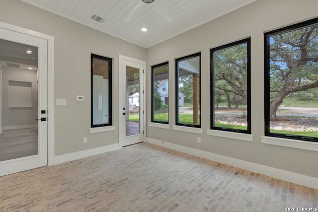 381 MEXICAN HAT DR, Spring Branch, TX 78070