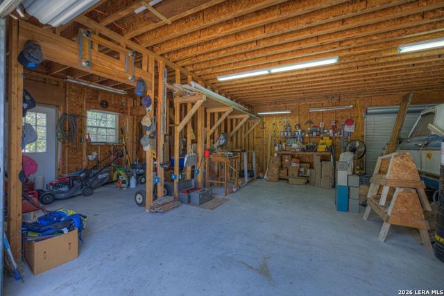 381 MEXICAN HAT DR, Spring Branch, TX 78070