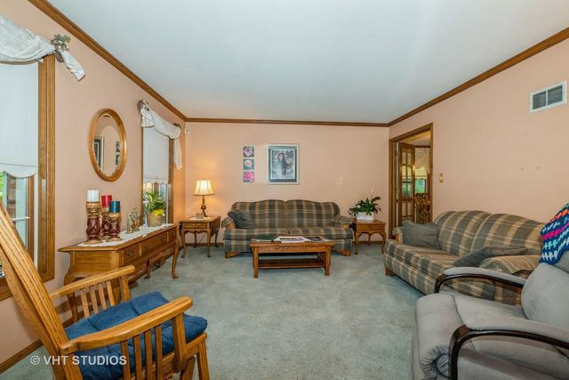 226 Cove Drive, Flossmoor, IL 60422