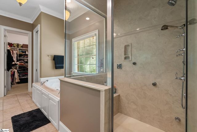 142 Birkdale Drive, Spartanburg, SC 29306