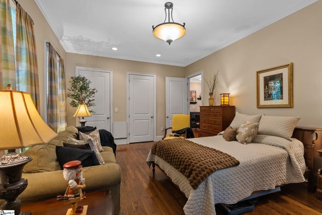 142 Birkdale Drive, Spartanburg, SC 29306