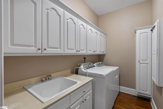 142 Birkdale Drive, Spartanburg, SC 29306