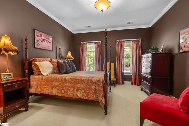 142 Birkdale Drive, Spartanburg, SC 29306
