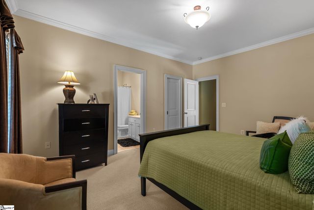 142 Birkdale Drive, Spartanburg, SC 29306