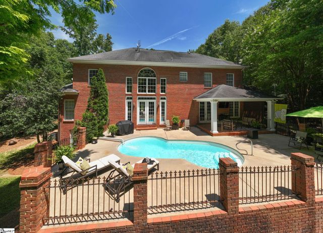 142 Birkdale Drive, Spartanburg, SC 29306
