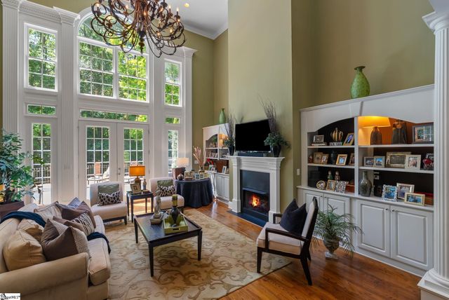 142 Birkdale Drive, Spartanburg, SC 29306