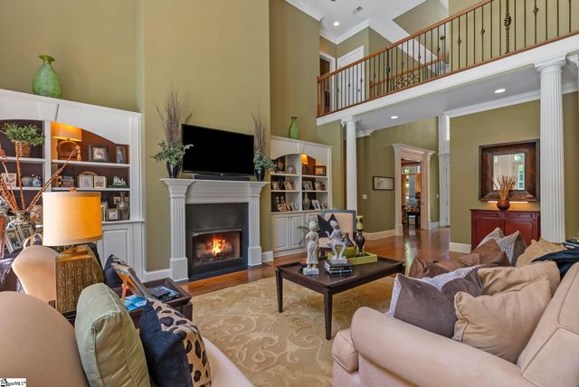 142 Birkdale Drive, Spartanburg, SC 29306